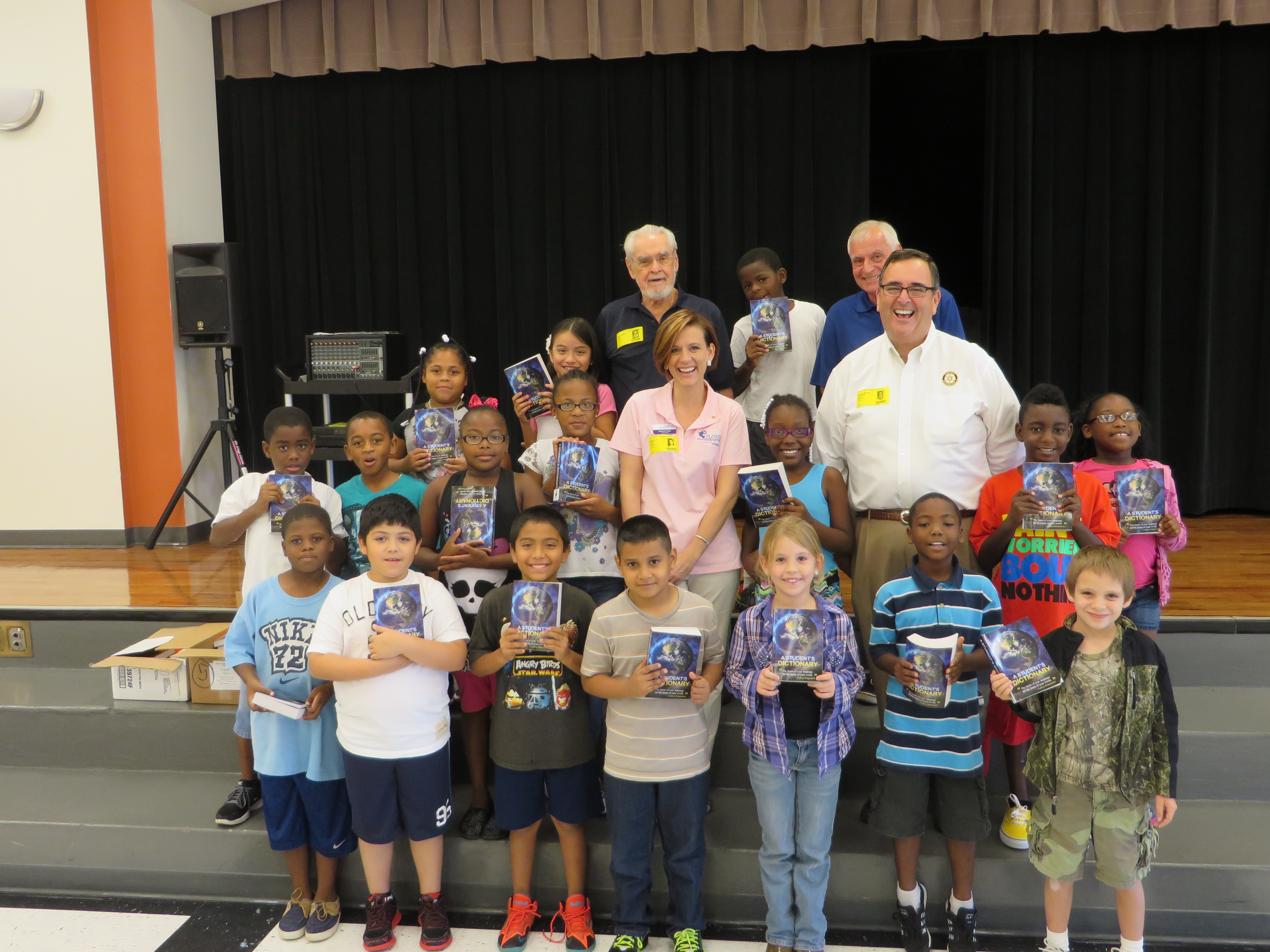 Rotary Club of Fort Myers South Distributes Dictionaries to Lee County Third Graders