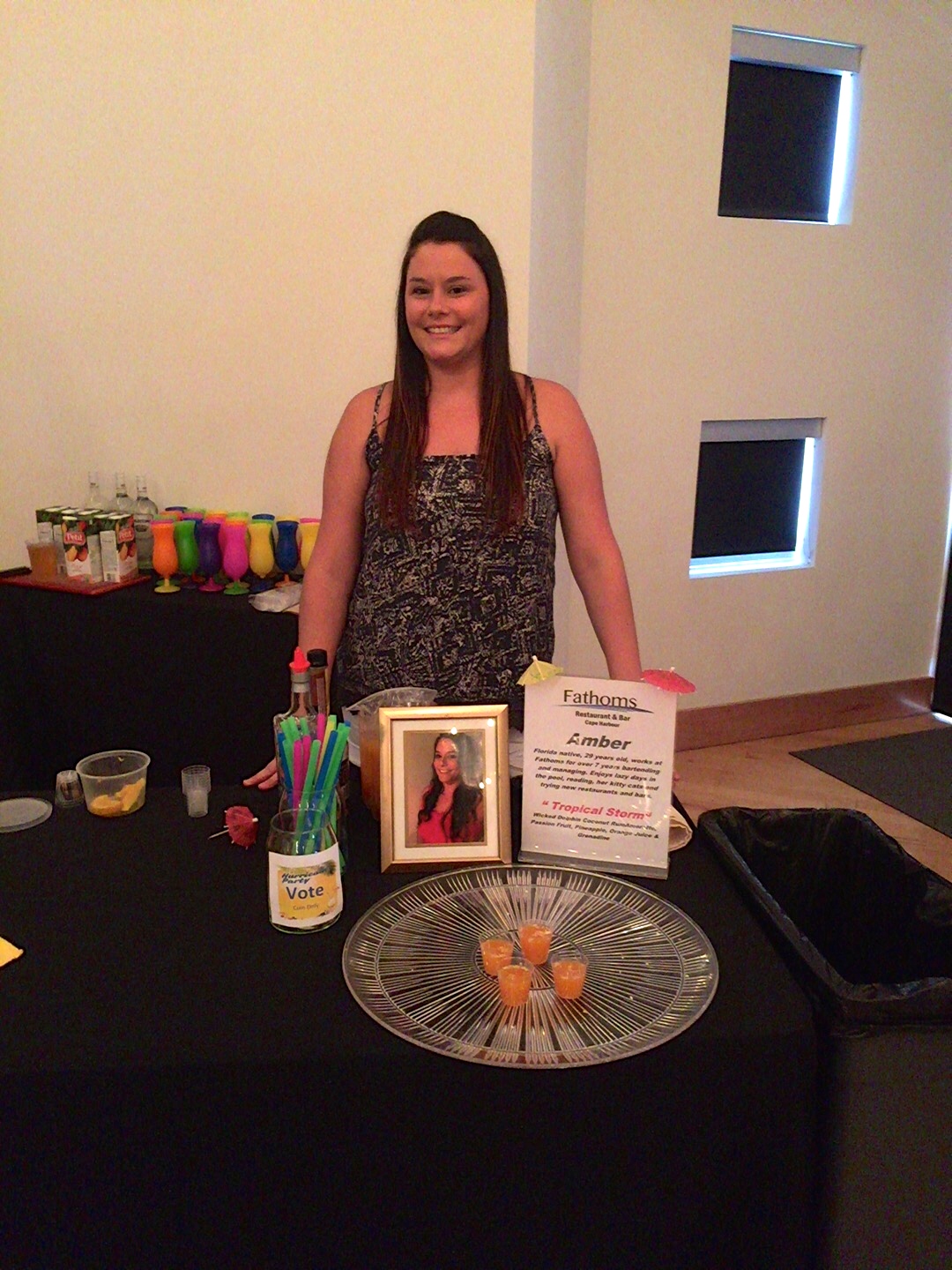 Fathoms Restaurant and Bar takes part in the Heights Center Hurricane Party and Rum Drink Competition