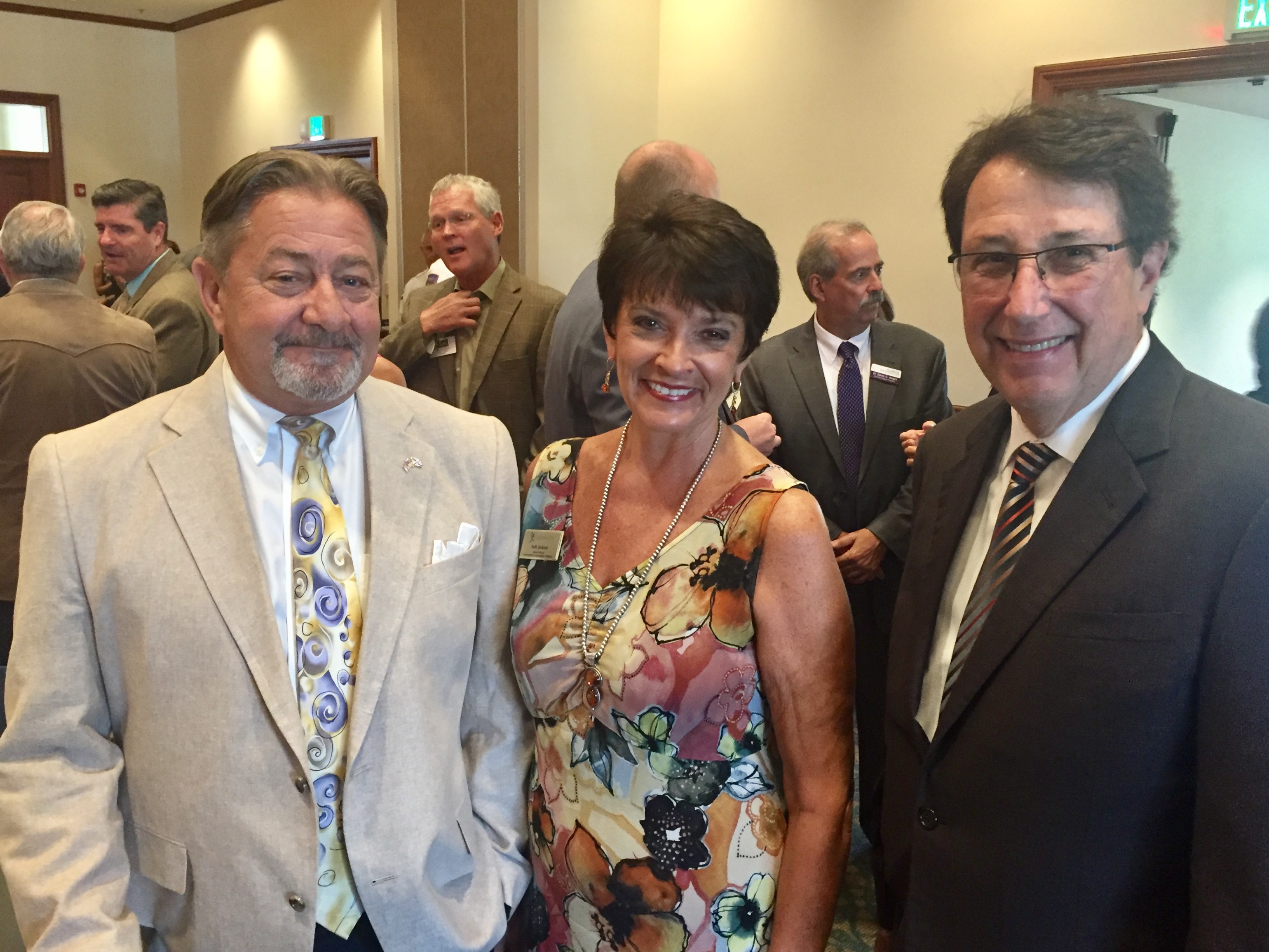 Photo release: Legislators come to the table to answer constituents questions