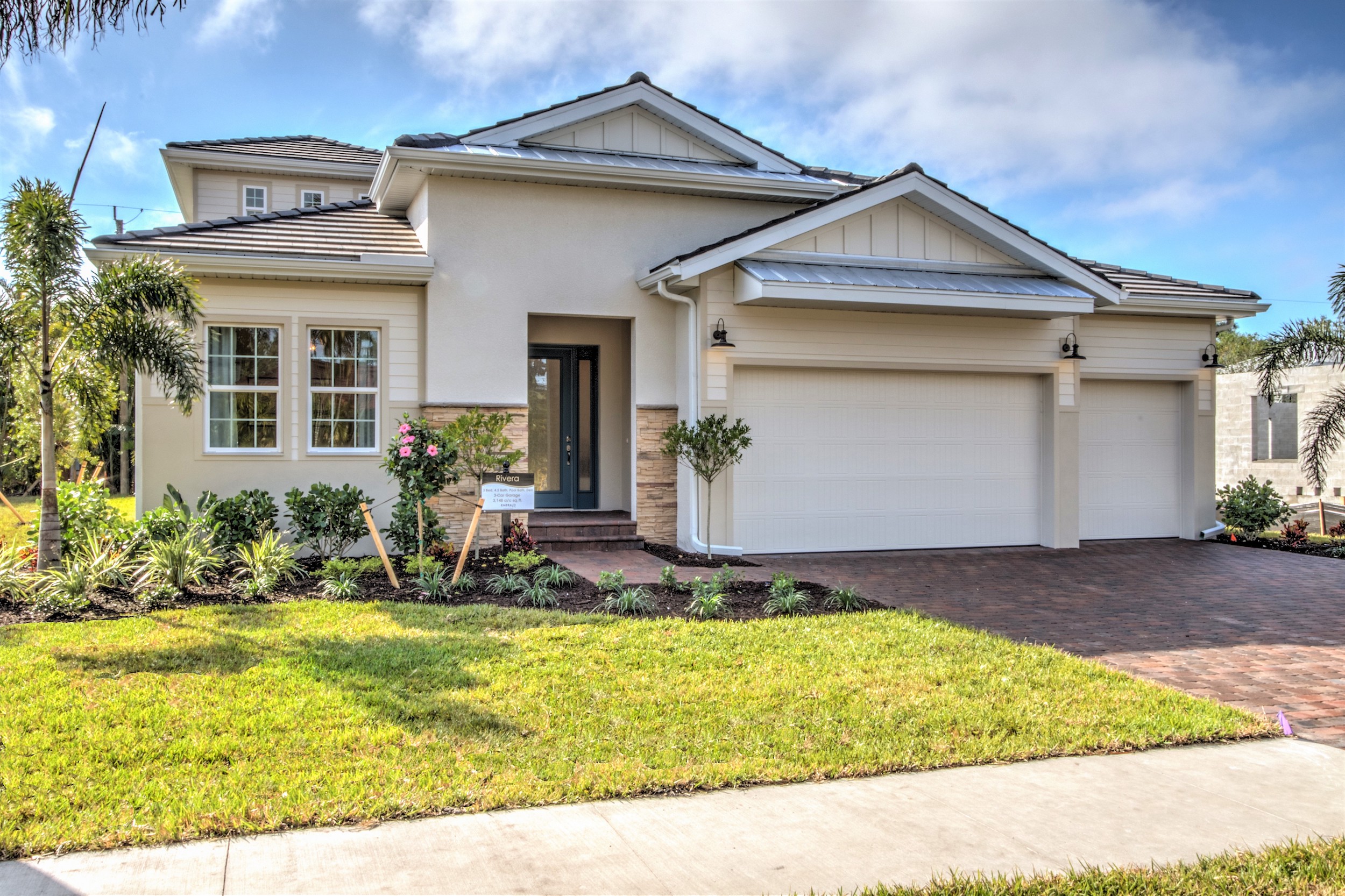 New Rivera model highlights spacious comforts of Caloosa Pointe