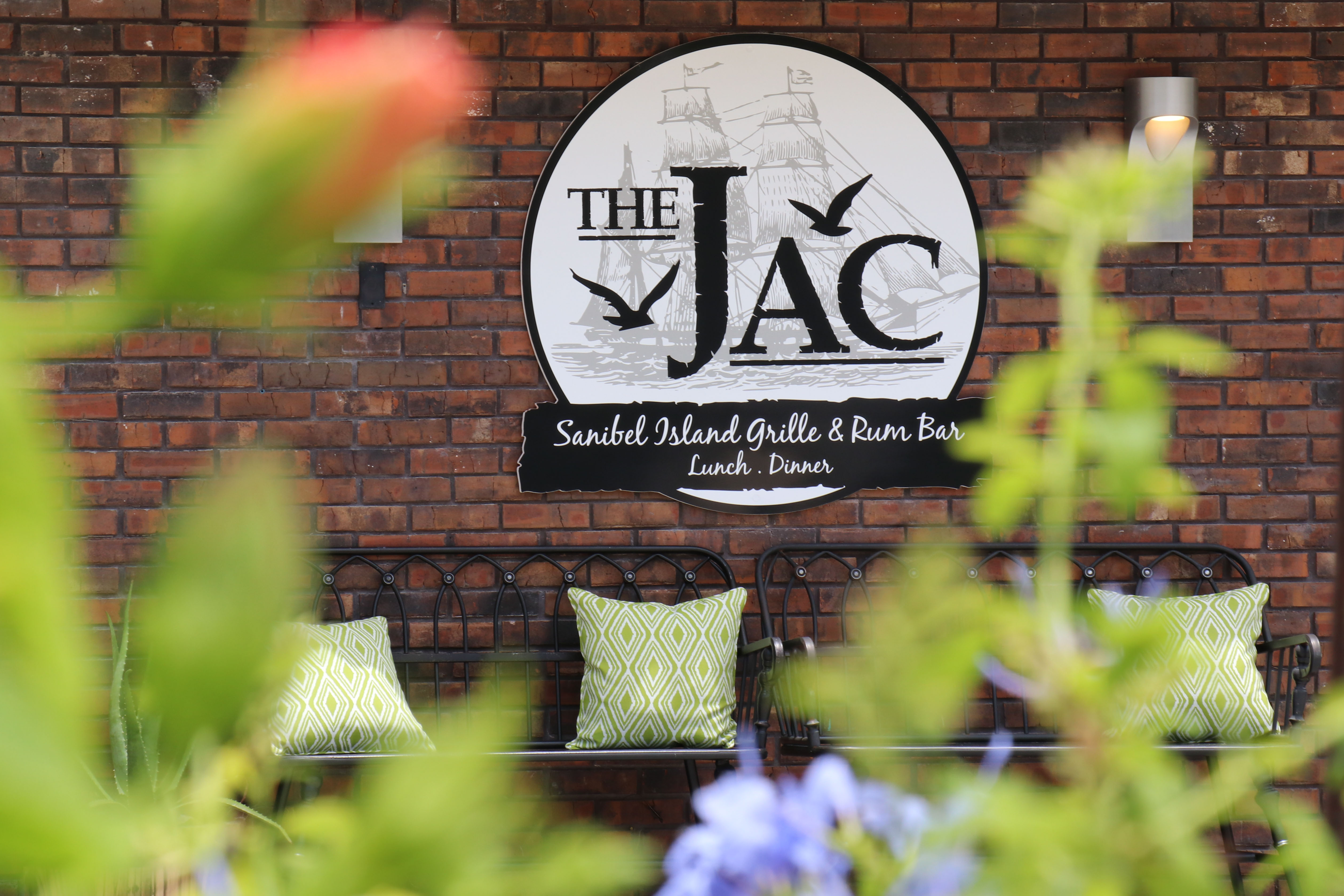 The Jac Sanibel Island Bar & Grille gives back to Southwest Florida