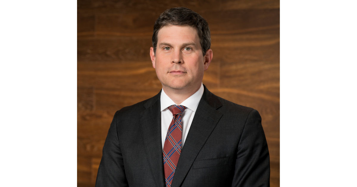 New York based global economist provides SWFL a glimpse into our future