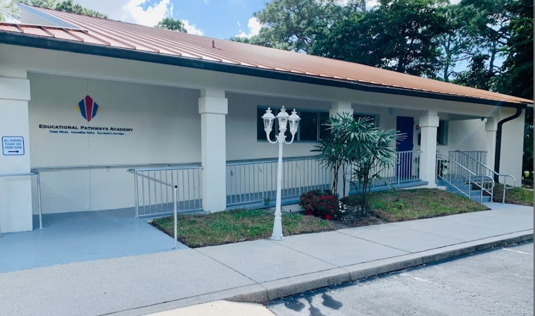 Cushman & Wakefield | Commercial Property Southwest Florida brokers $1.69 million sale of private school in Naples